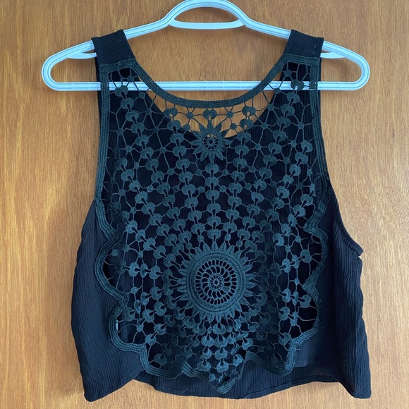 DIVIDED H&M CROP TOP NWT - Picture 2 of 4